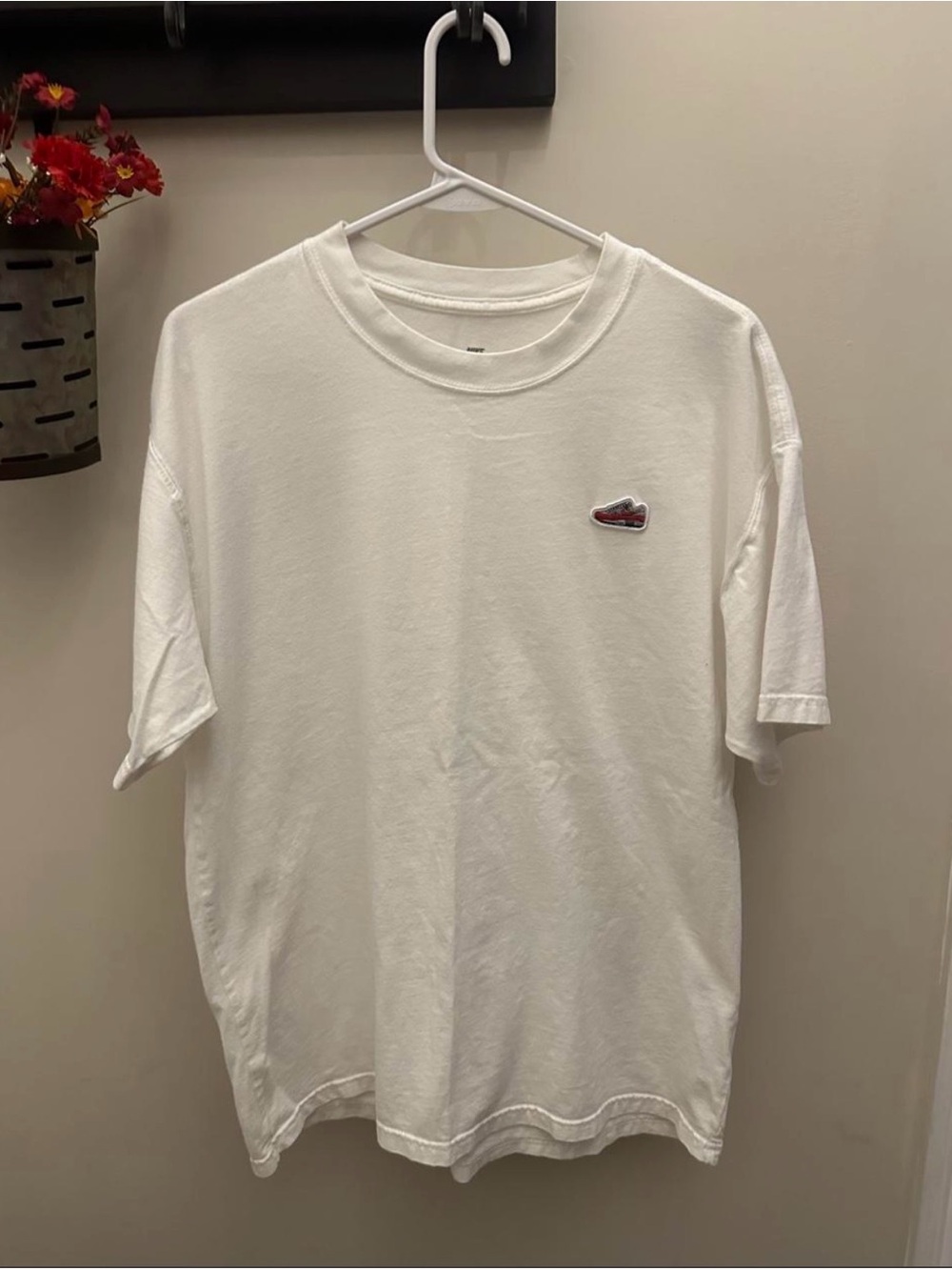 🍎 Men's White Nike Crewneck T-Shirt